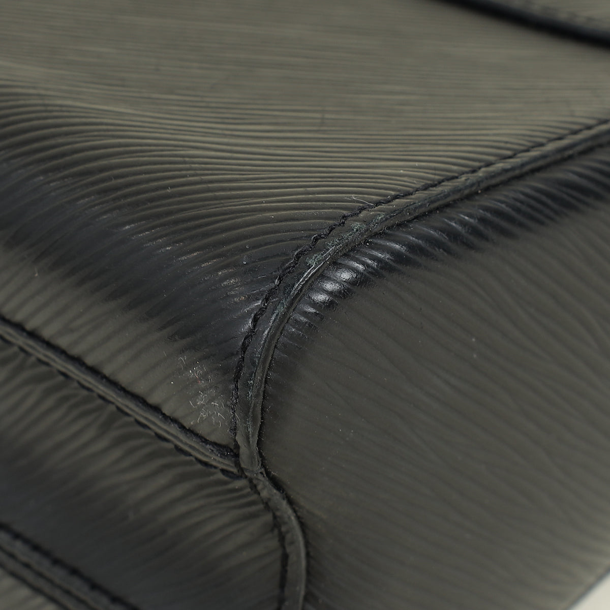 Louis Vuitton Black Twist MM Bag