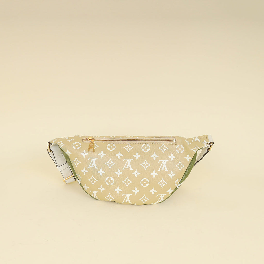 Louis Vuitton Khaki Monogram Giant Bumbag