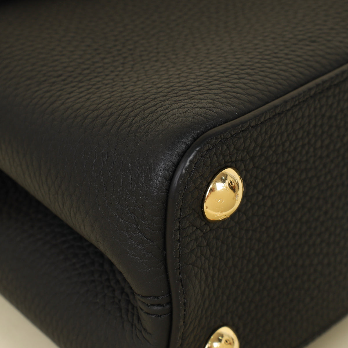 Louis Vuitton Bicolor Capucines BB Taurillon Bag