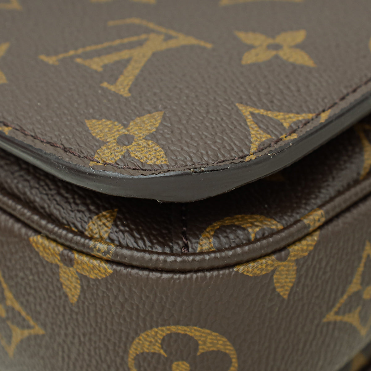Louis Vuitton Monogram Pochette Metis Bag