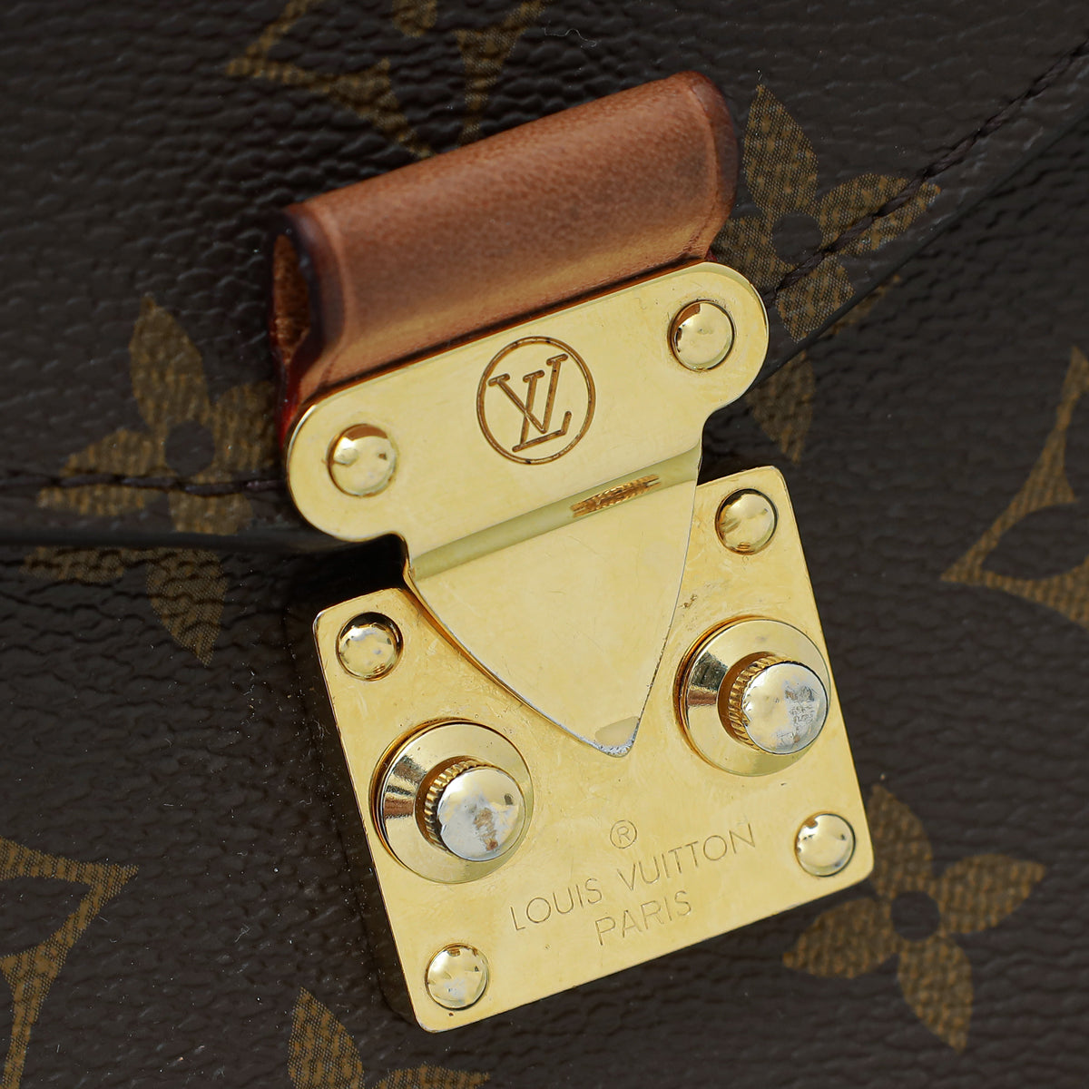 Louis Vuitton Monogram Pochette Metis Bag