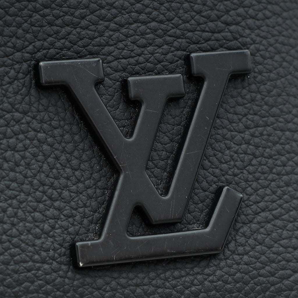 Louis Vuitton Black Takeoff Aerogram Men's Pouch W/ B.J Initial Tag
