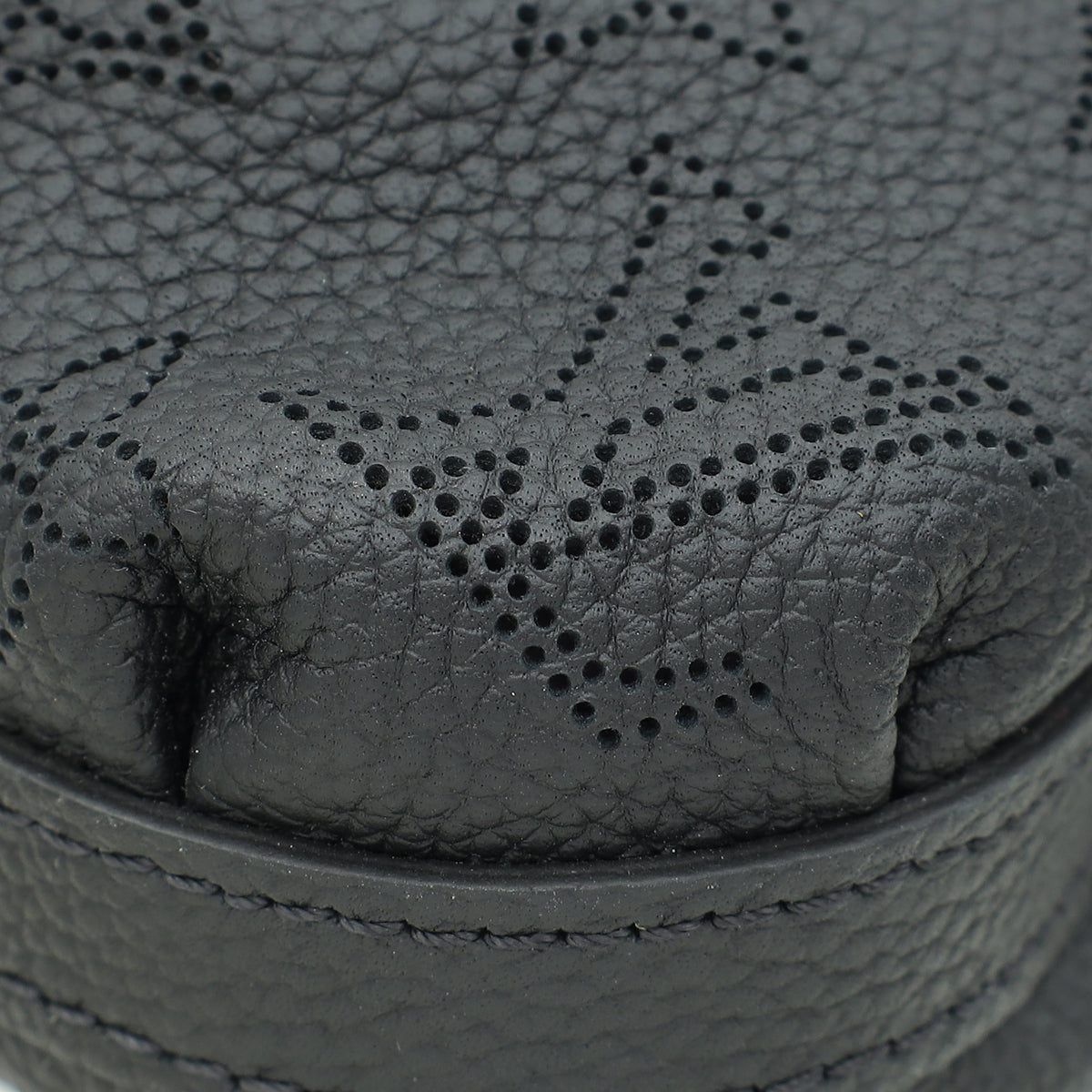 Louis Vuitton Noir Mahina Monogram Scala Mini Pouch