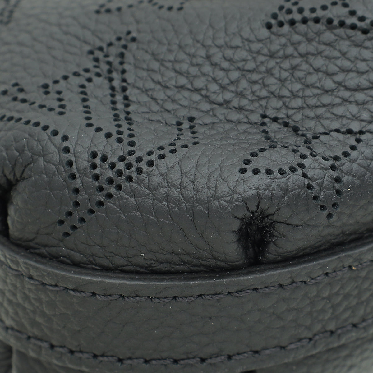 Louis Vuitton Noir Mahina Monogram Scala Mini Pouch