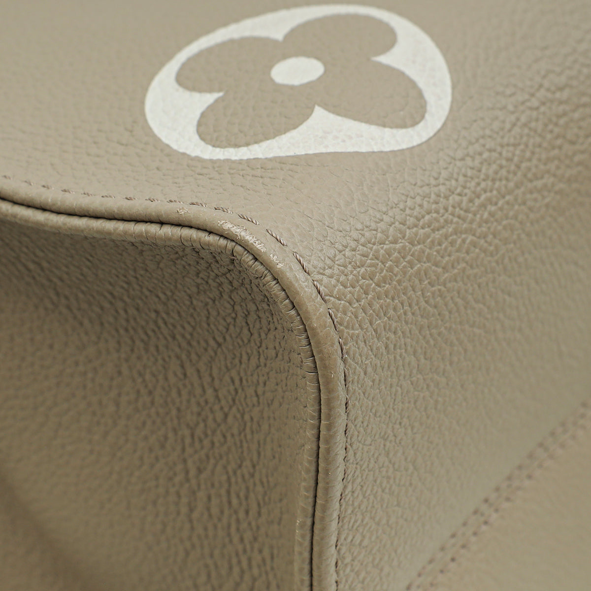 Louis Vuitton Bicolor Empreinte Monogram Giant OnTheGo MM Bag