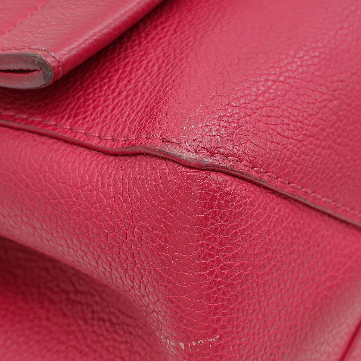 Louis Vuitton Fuchsia Lockme II Bag