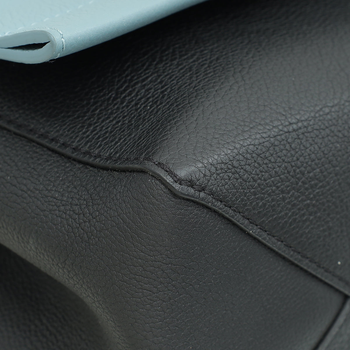 Louis Vuitton Bicolor Lockme II Top Handle Flap Bag