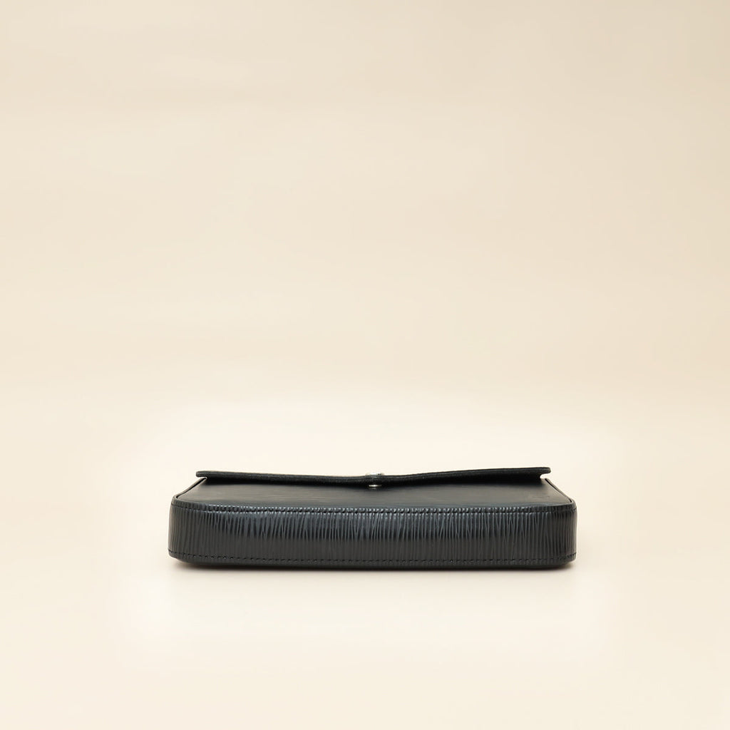 Louis Vuitton Noir Pochette Felicie Bag