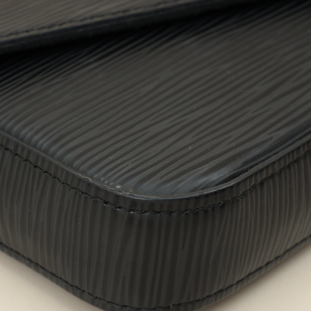 Louis Vuitton Noir Pochette Felicie Bag