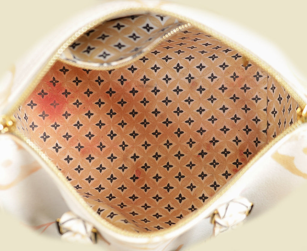 Louis Vuitton Giant LTd.Ed. Monogram Giant Speedy Bandouliere 25 Bag