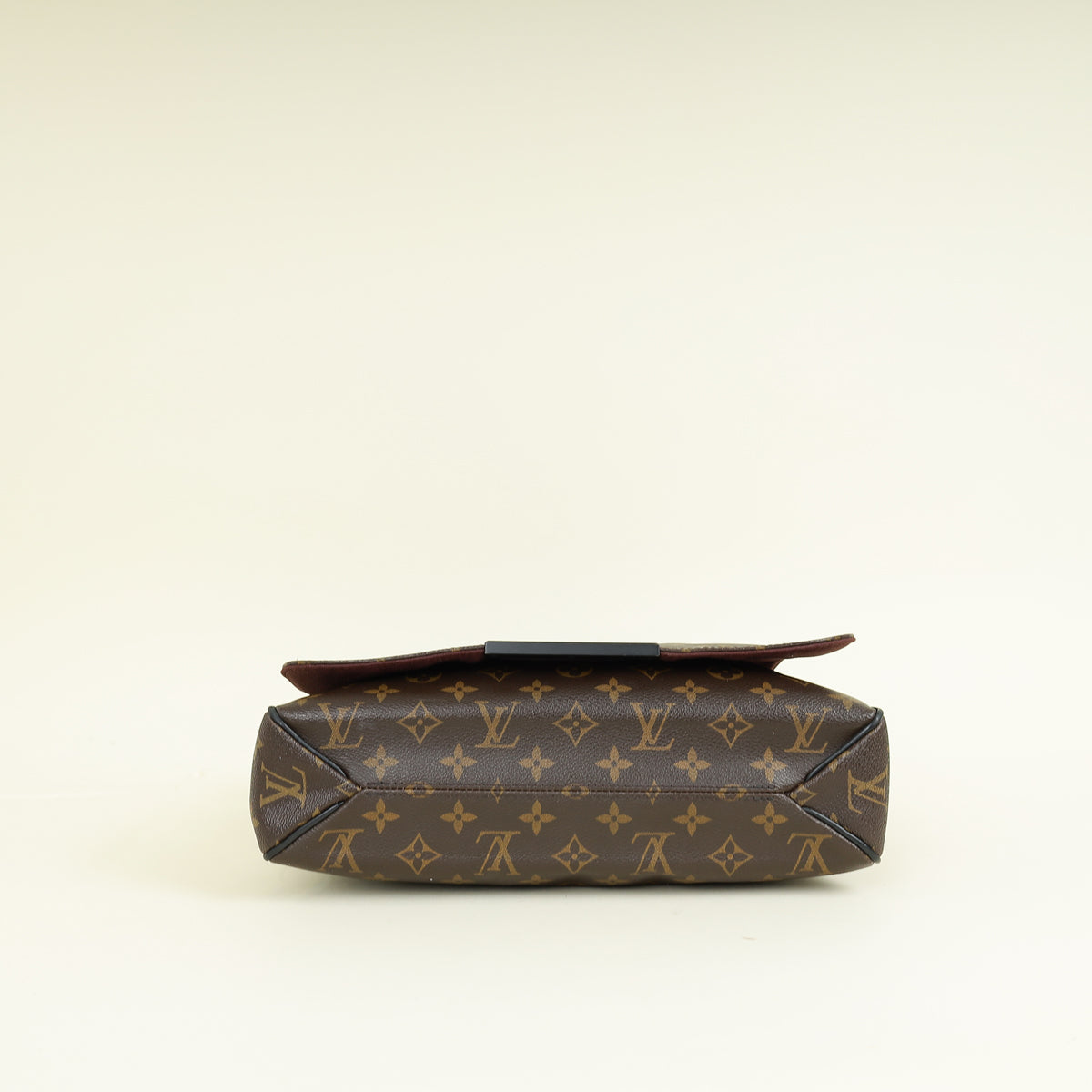 Louis Vuitton Monogram Macassar District MM Messenger Bag