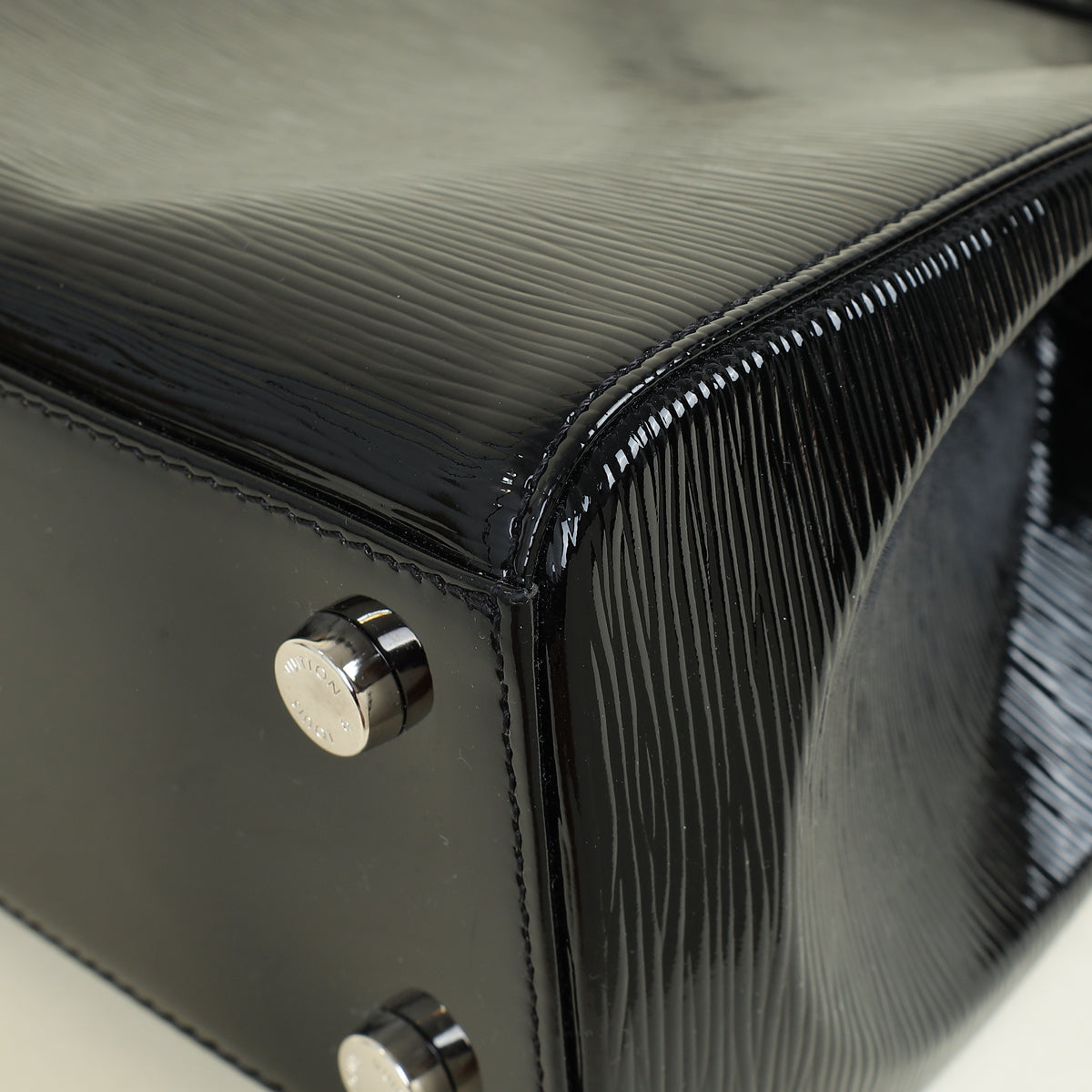 Louis Vuitton Noir Electric Brea MM Bag