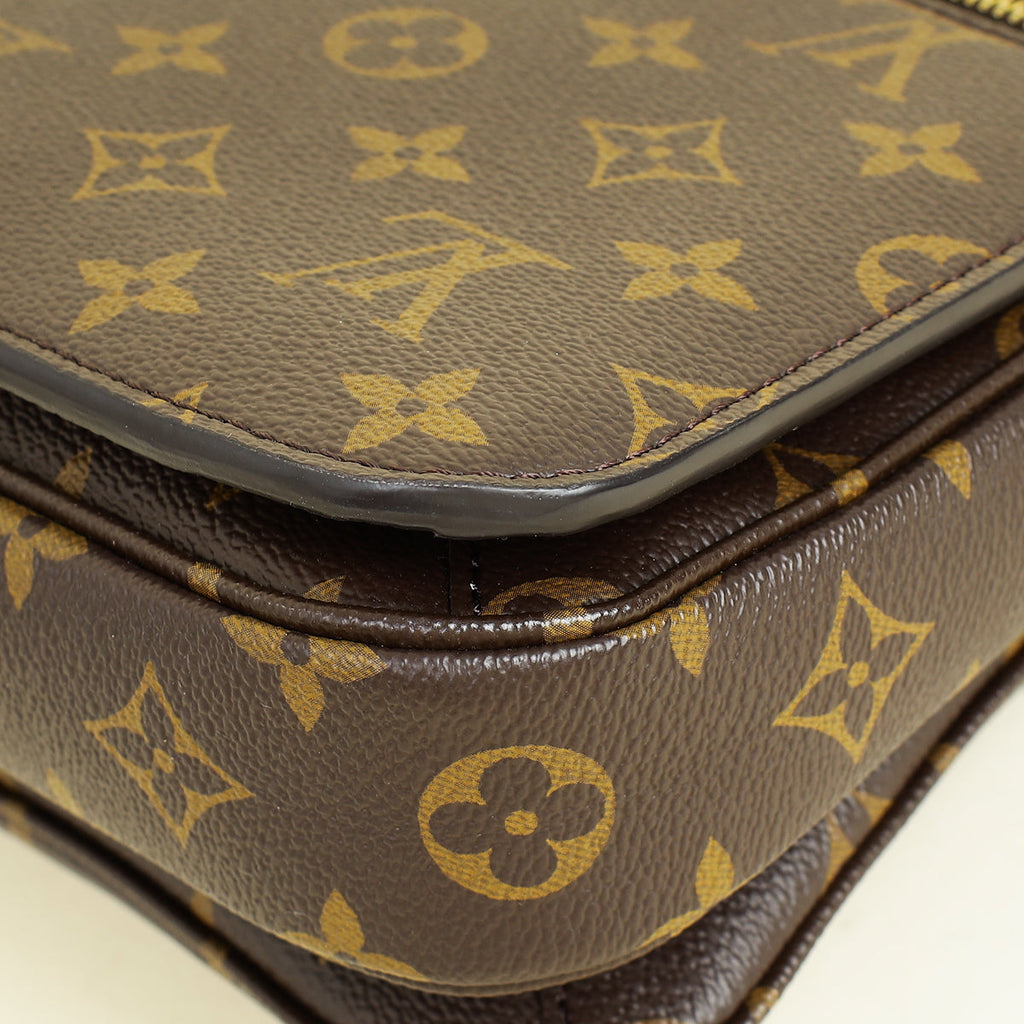 Louis Vuitton Monogram Ebene Pochette Metis