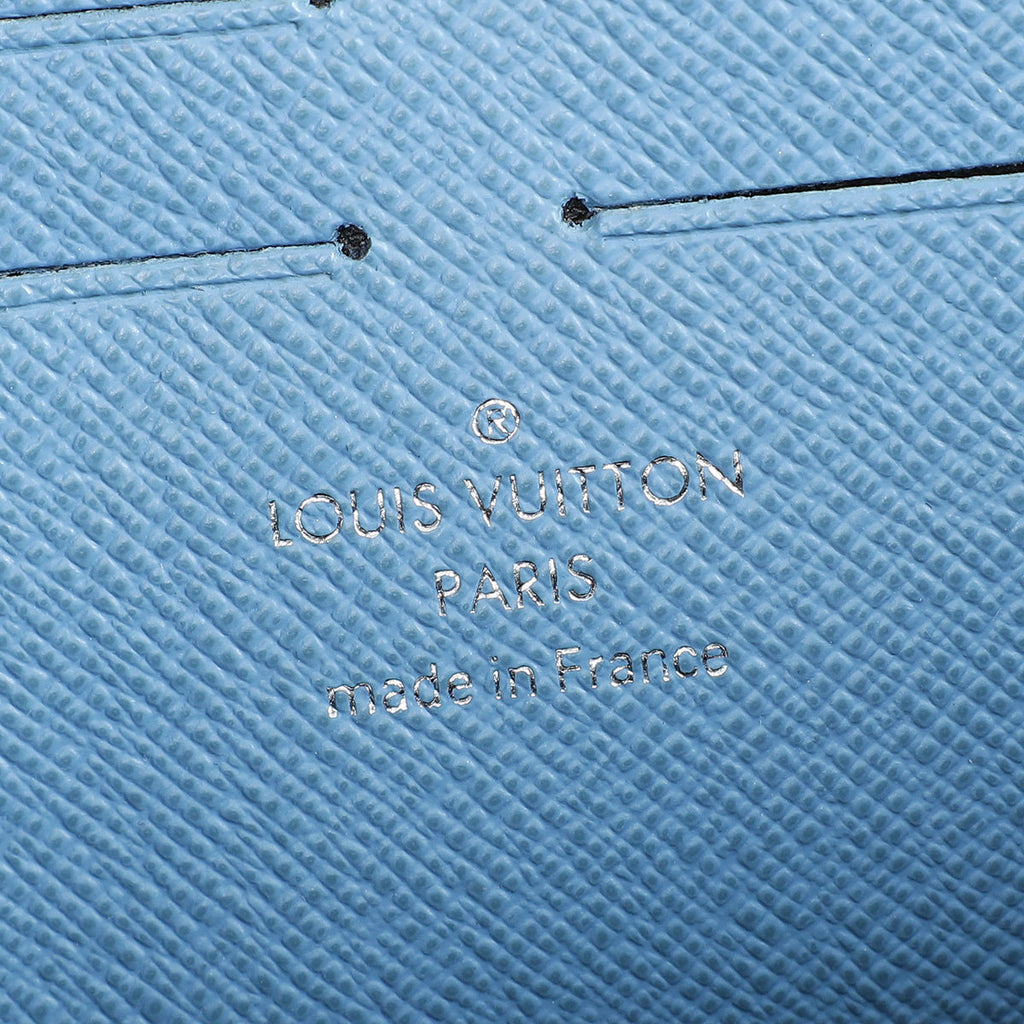 Louis Vuitton Sky Blue Taigarama Pochette Voyage MM