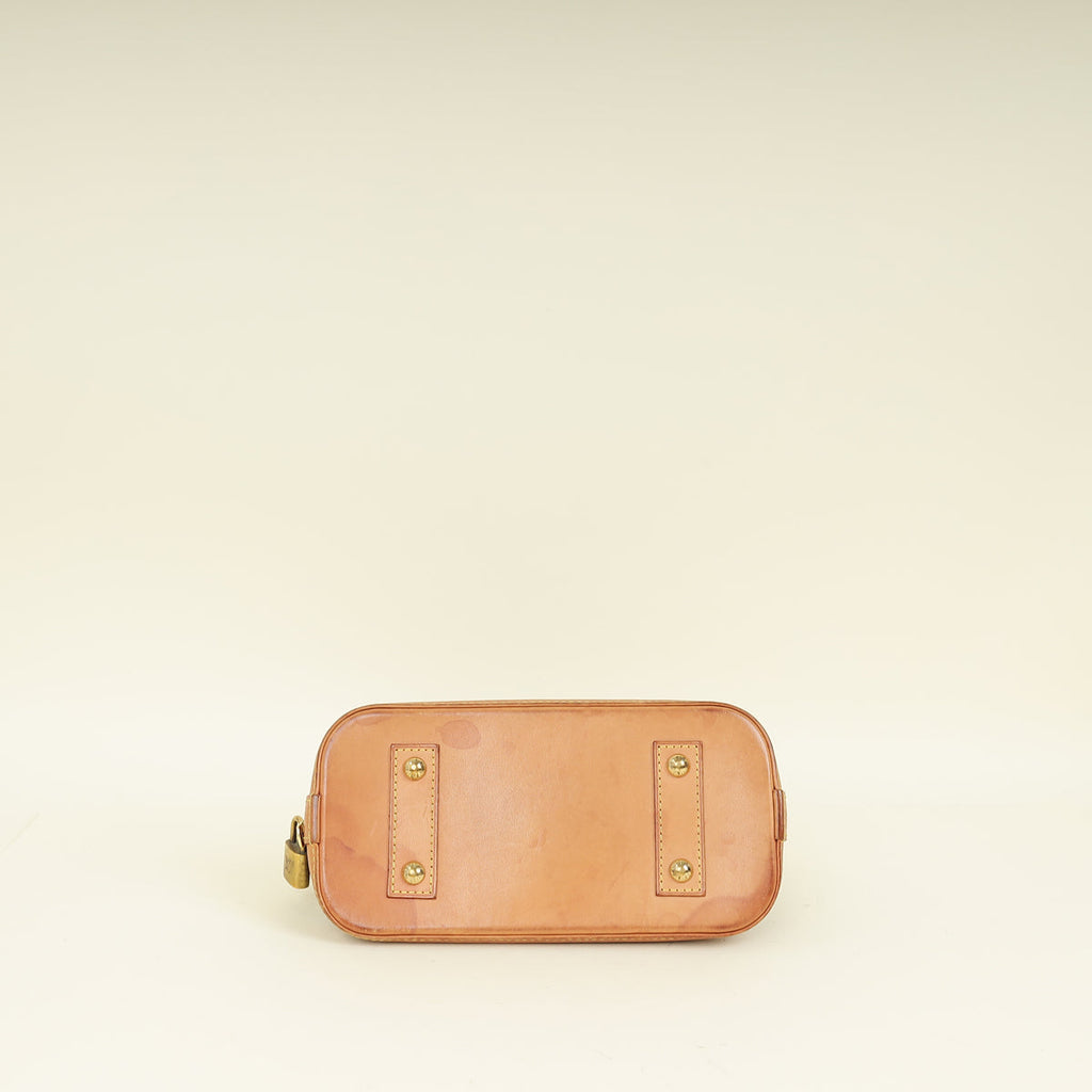 Louis Vuitton Monogram Alma BB Bag