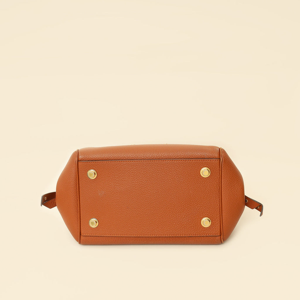Louis Vuitton Gold Veau Nuage Milla PM Bag