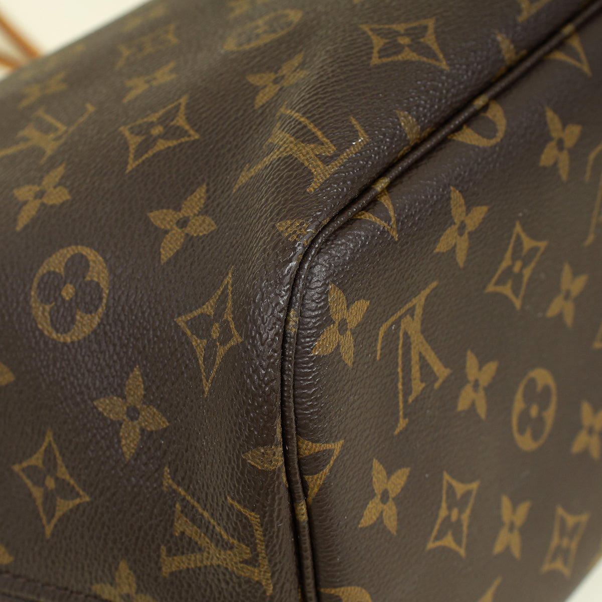 Louis Vuitton Monogram Neverfull MM Bag w/ Pouch