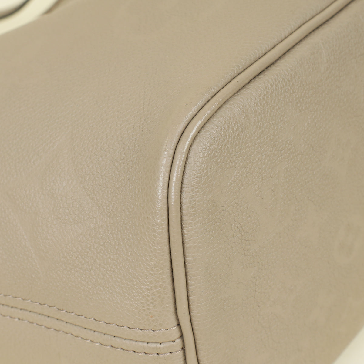 Louis Vuitton Tourterelle Monogram Giant Empreinte Neverfull MM Bag