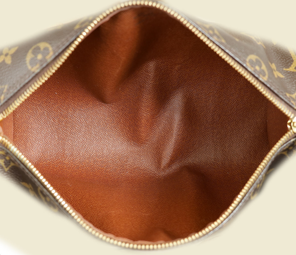 Louis Vuitton Monogram Papillon 26 Bag