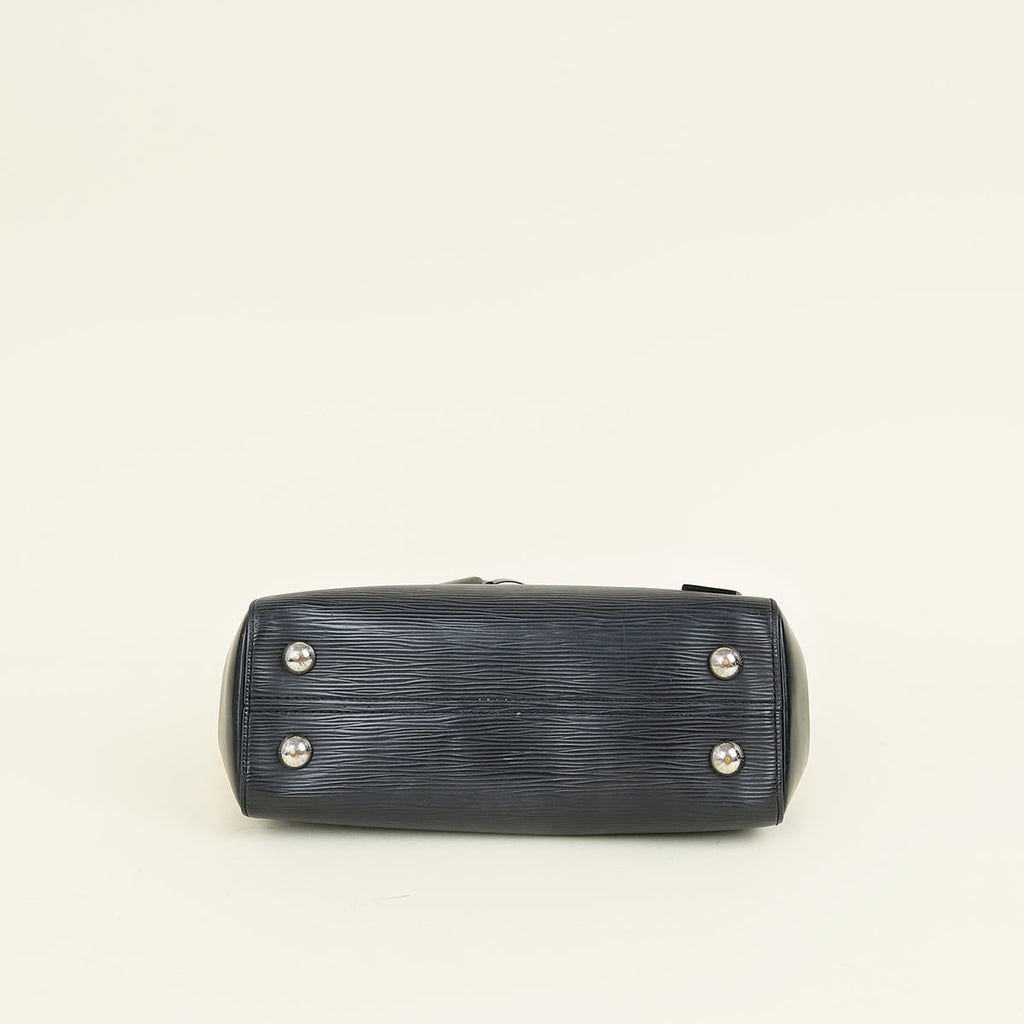 Louis Vuitton Black Cluny BB Bag