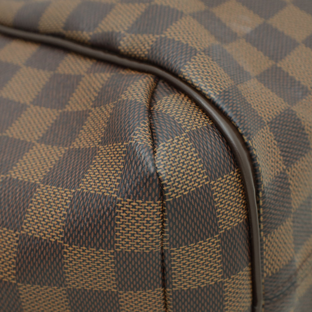 Louis Vuitton Damier Ebene Totally MM Bag