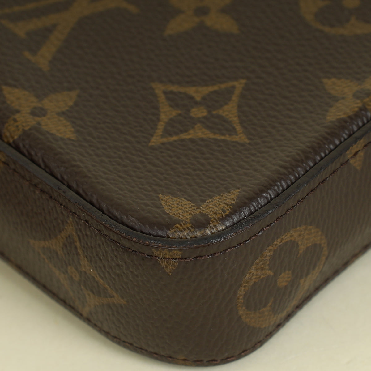 Louis Vuitton Fuchsia Monogram Pochette Felicie