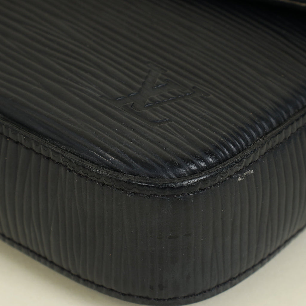 Louis Vuitton Black Felicie Pochette Bag