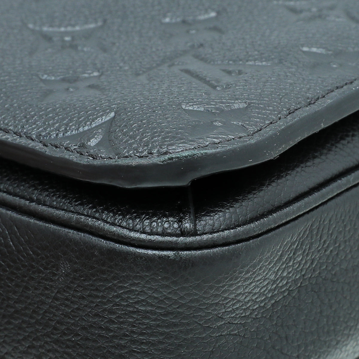 Louis Vuitton Black Monogram Empreinte Pochette Metis Bag