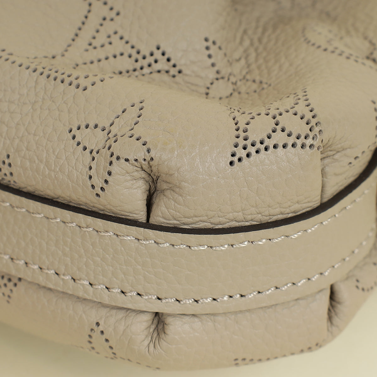 Louis Vuitton Galet Monogram Scala Mini Pouch