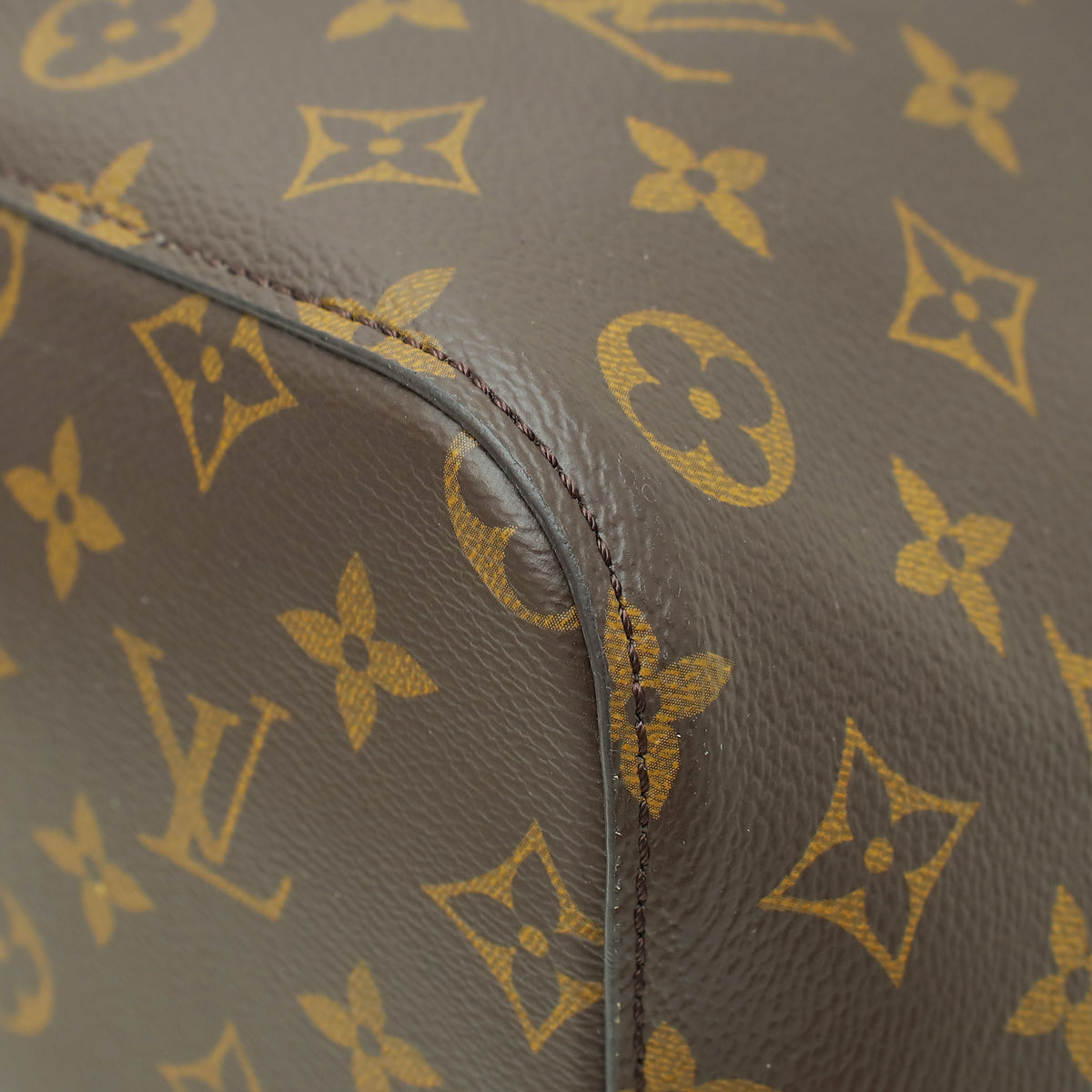Louis Vuitton Monogram Rose Poudre NéoNoé Bag