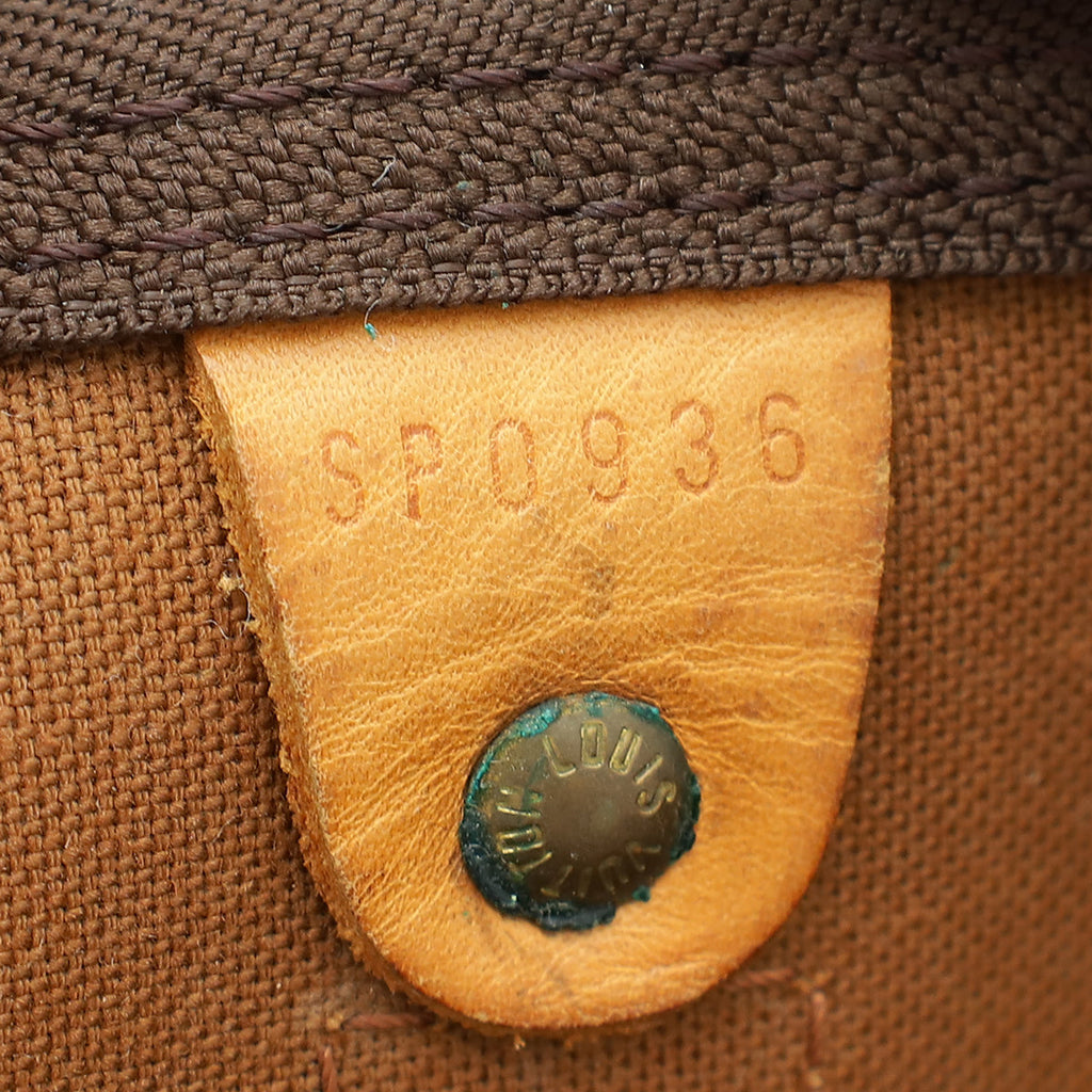 Louis Vuitton Monogram Keepall 50 Bag