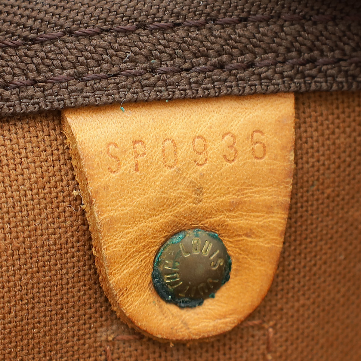 Louis Vuitton Monogram Keepall 50 Bag