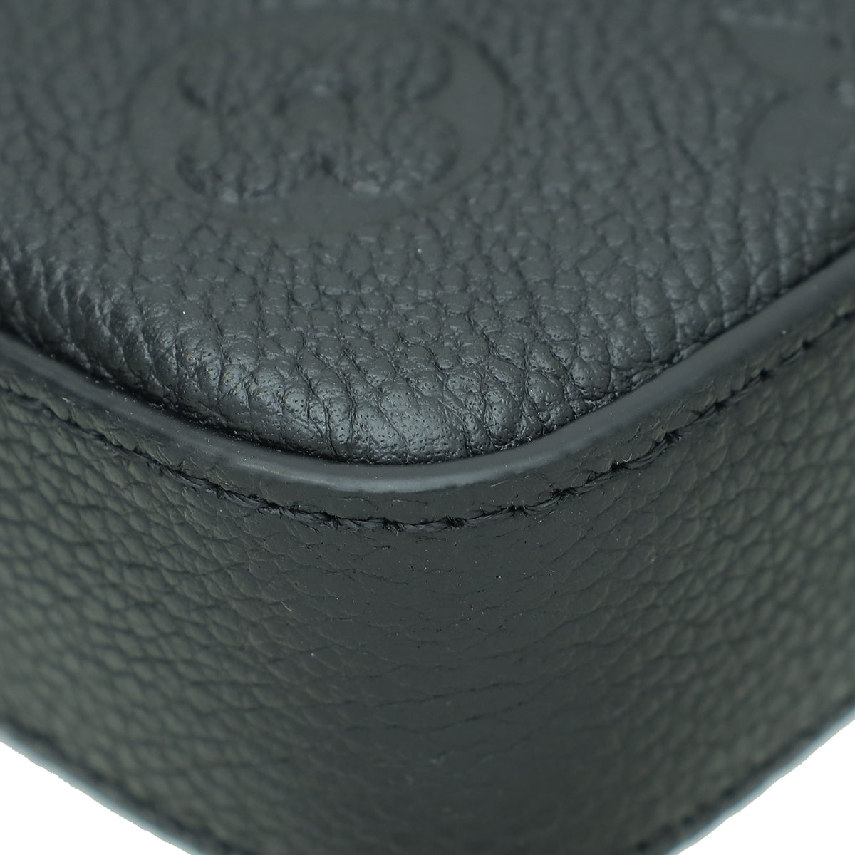 Louis Vuitton Black Monogram Empreinte Pochette Felicie