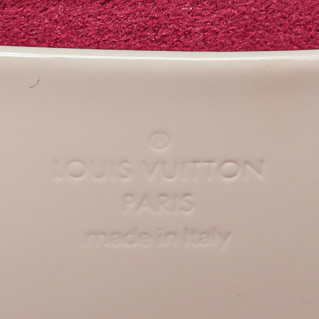 Louis Vuitton Creme Vernis Monogram Wynwood Bag