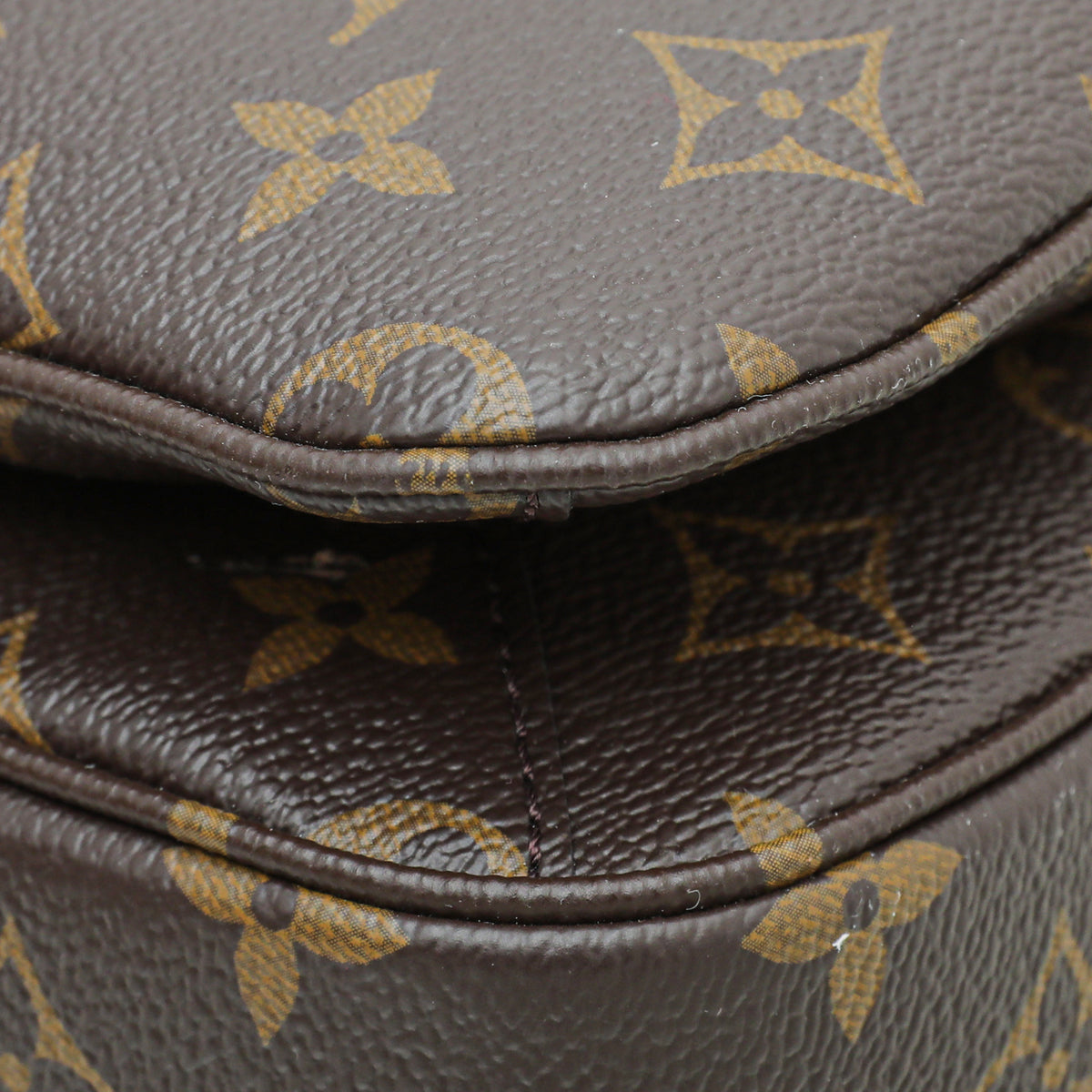 Louis Vuitton Monogram Pochette Metis Bag