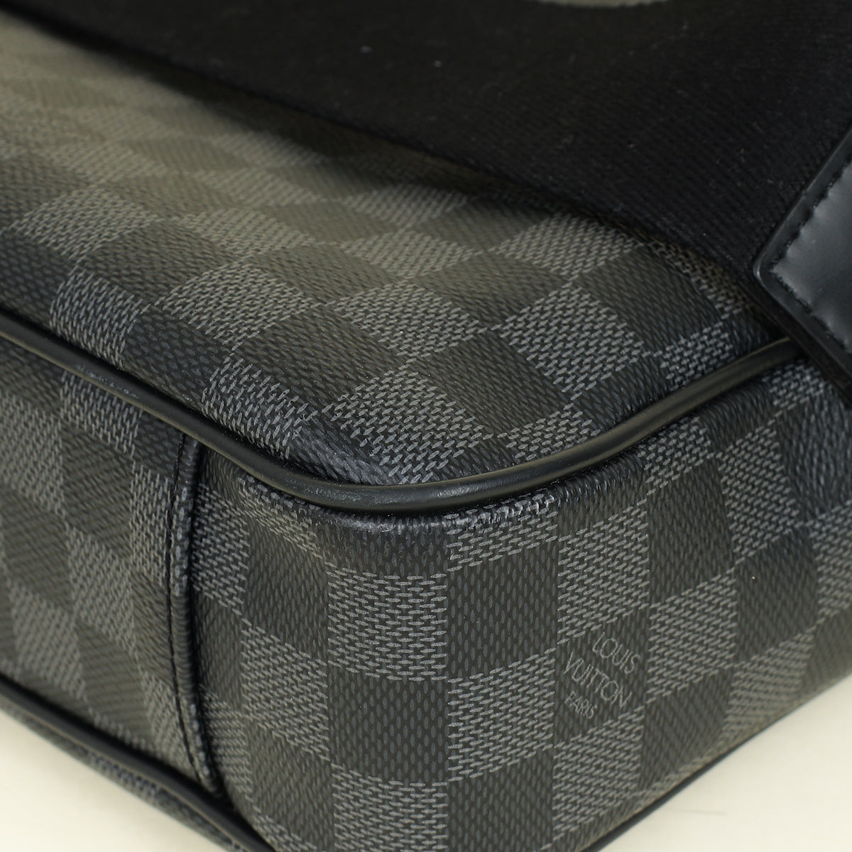 Louis Vuitton Damier Graphite Porte Documents Business MM NM Bag