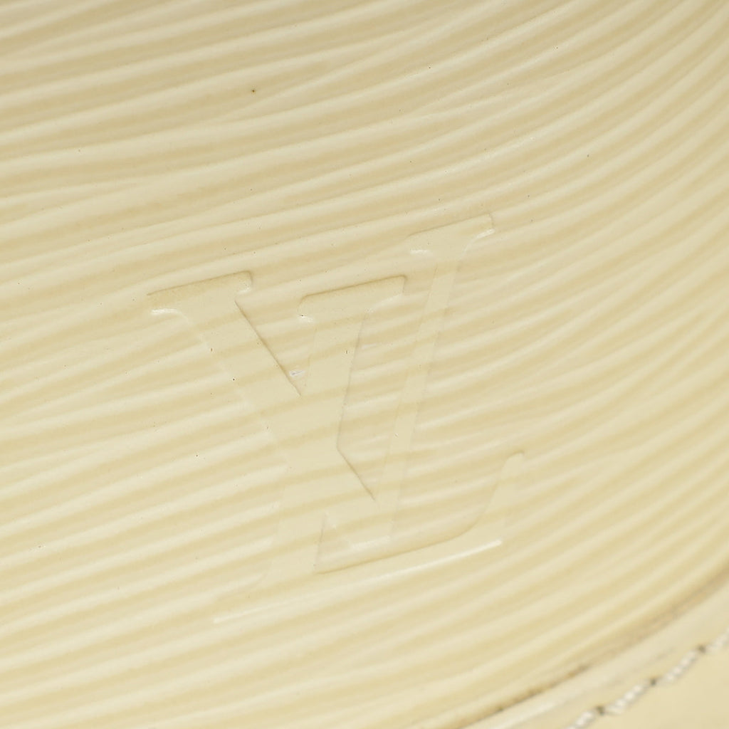 Louis Vuitton Ivory Noe Bag