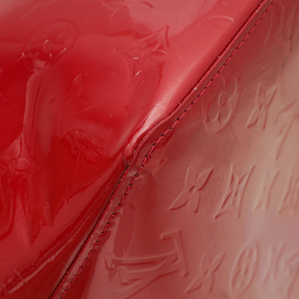 Louis Vuitton Pomme D'amour Monogram Vernis Bellevue PM Bag