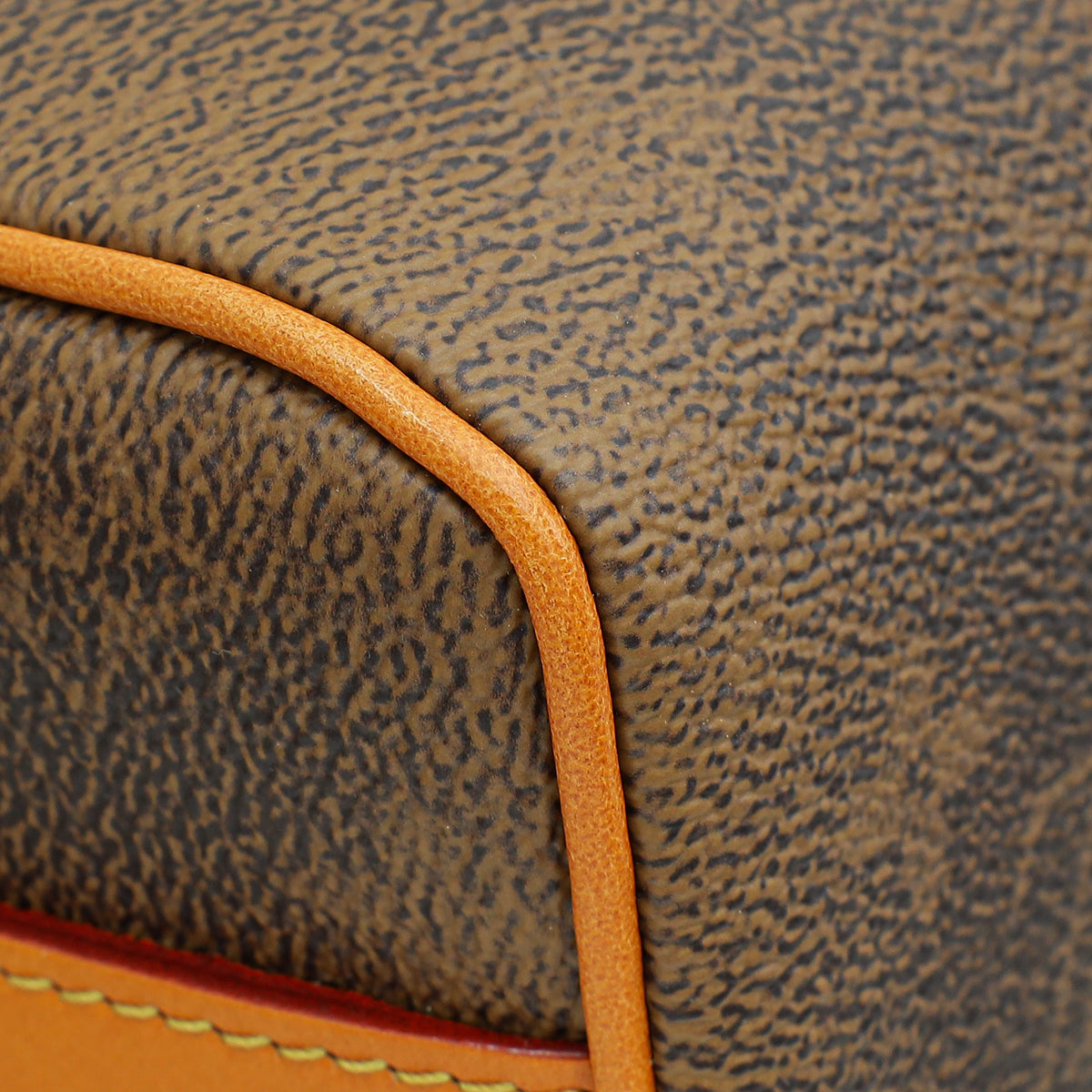 Louis Vuitton Monogram Dust Coated Keepall Bandoulière 25 Bag