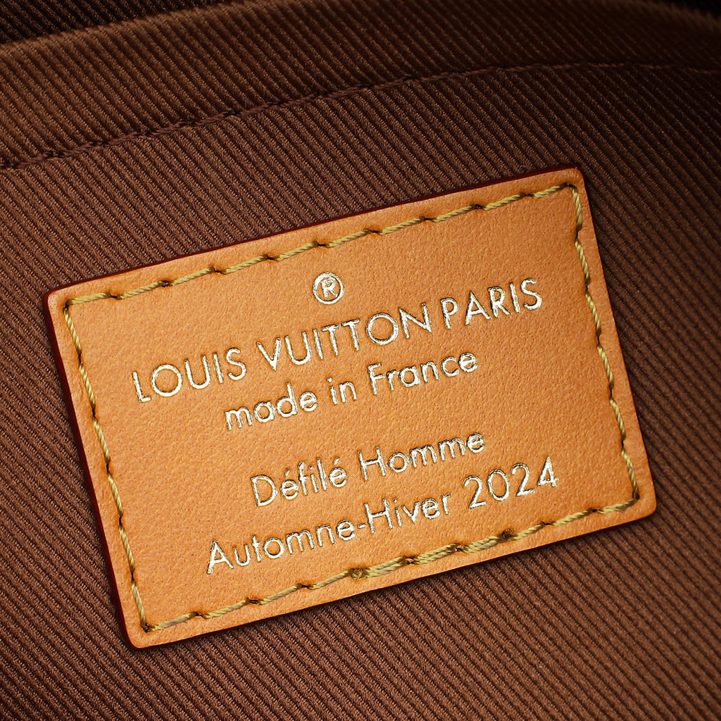 Louis Vuitton Monogram Dust Coated Keepall Bandoulière 25 Bag