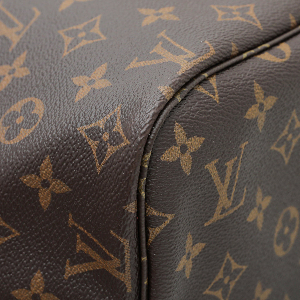 Louis Vuitton Monogram Neverfull MM Bag W/ Pouch