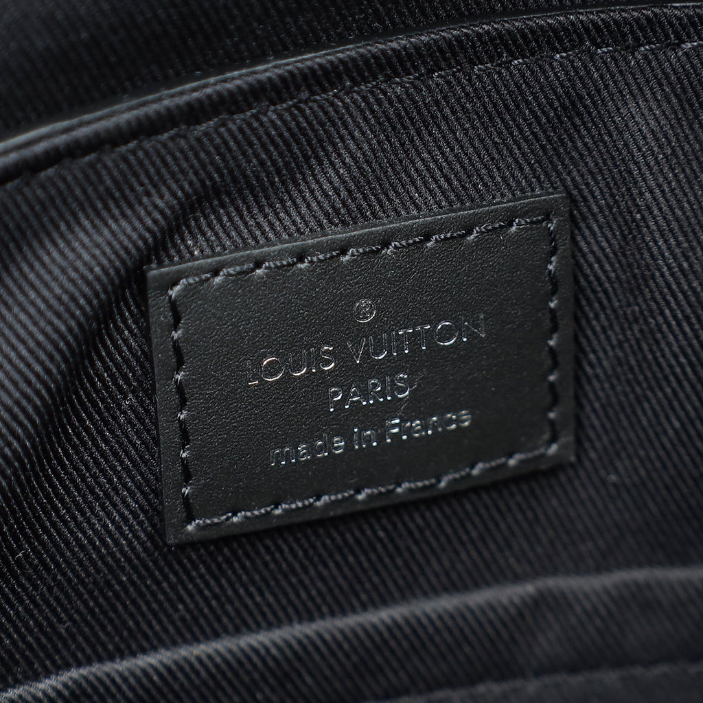 Louis Vuitton Black Damier Infini District Messenger Bag