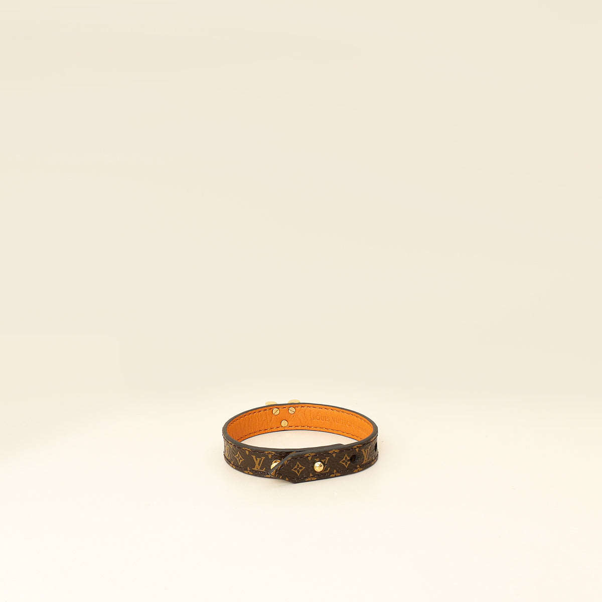 Louis Vuitton Monogram Essential V Bracelet 17