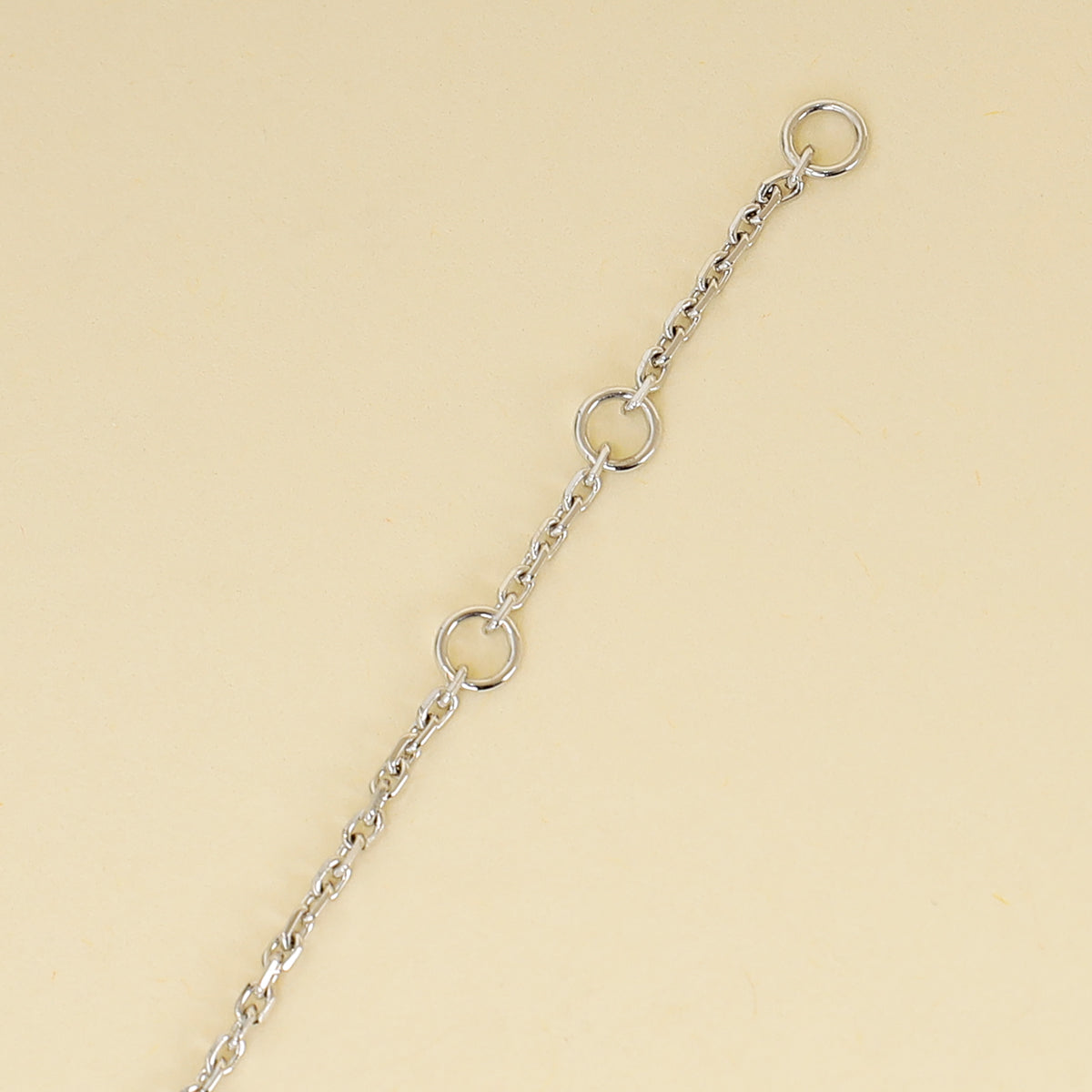 Louis Vuitton 18K White Gold Color Blossom BB Star Grey MOP Diamond Bracelet