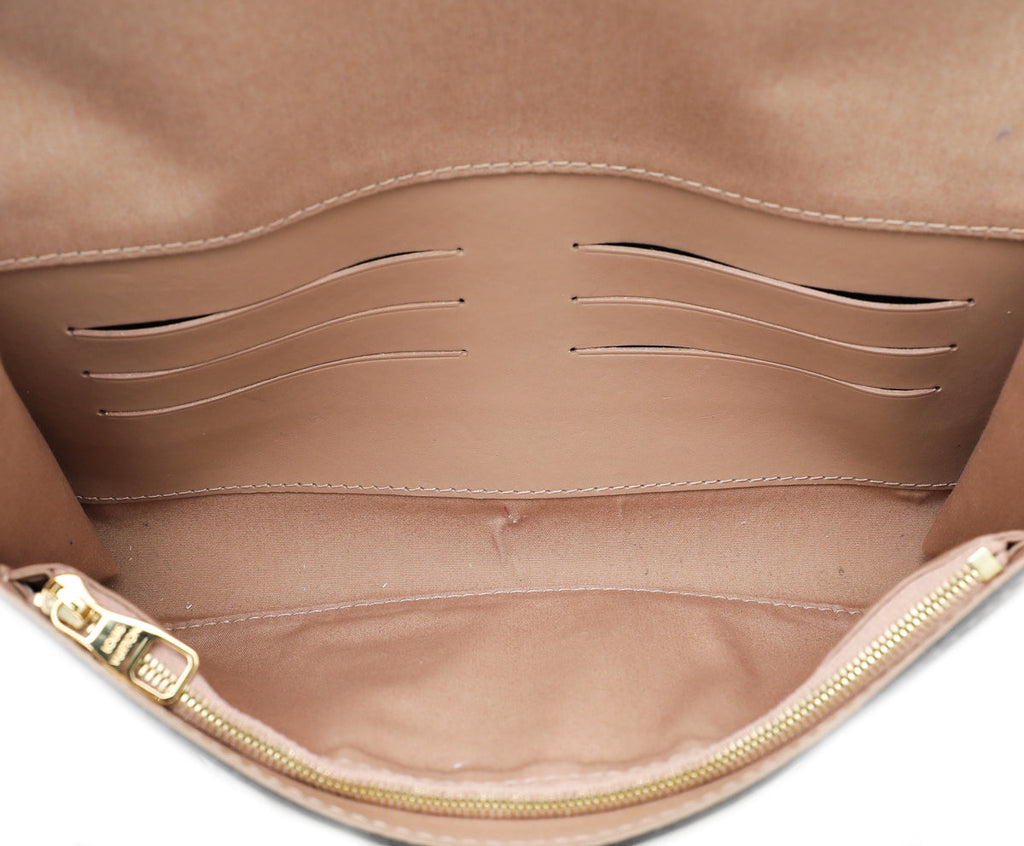 Louis Vuitton Beige Poudre Vernis Louise Clutch