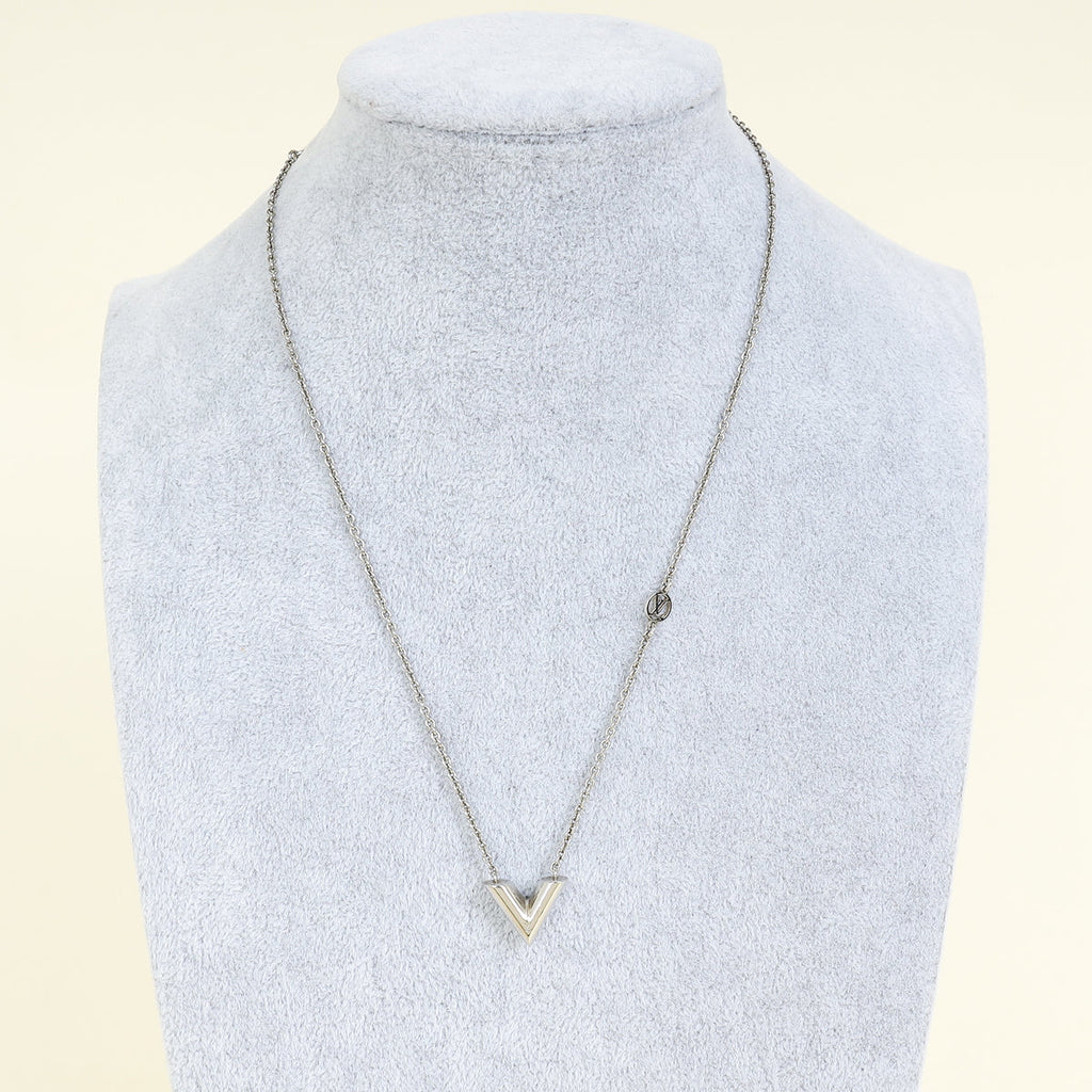 Louis Vuitton Brass Essential V Supple Necklace