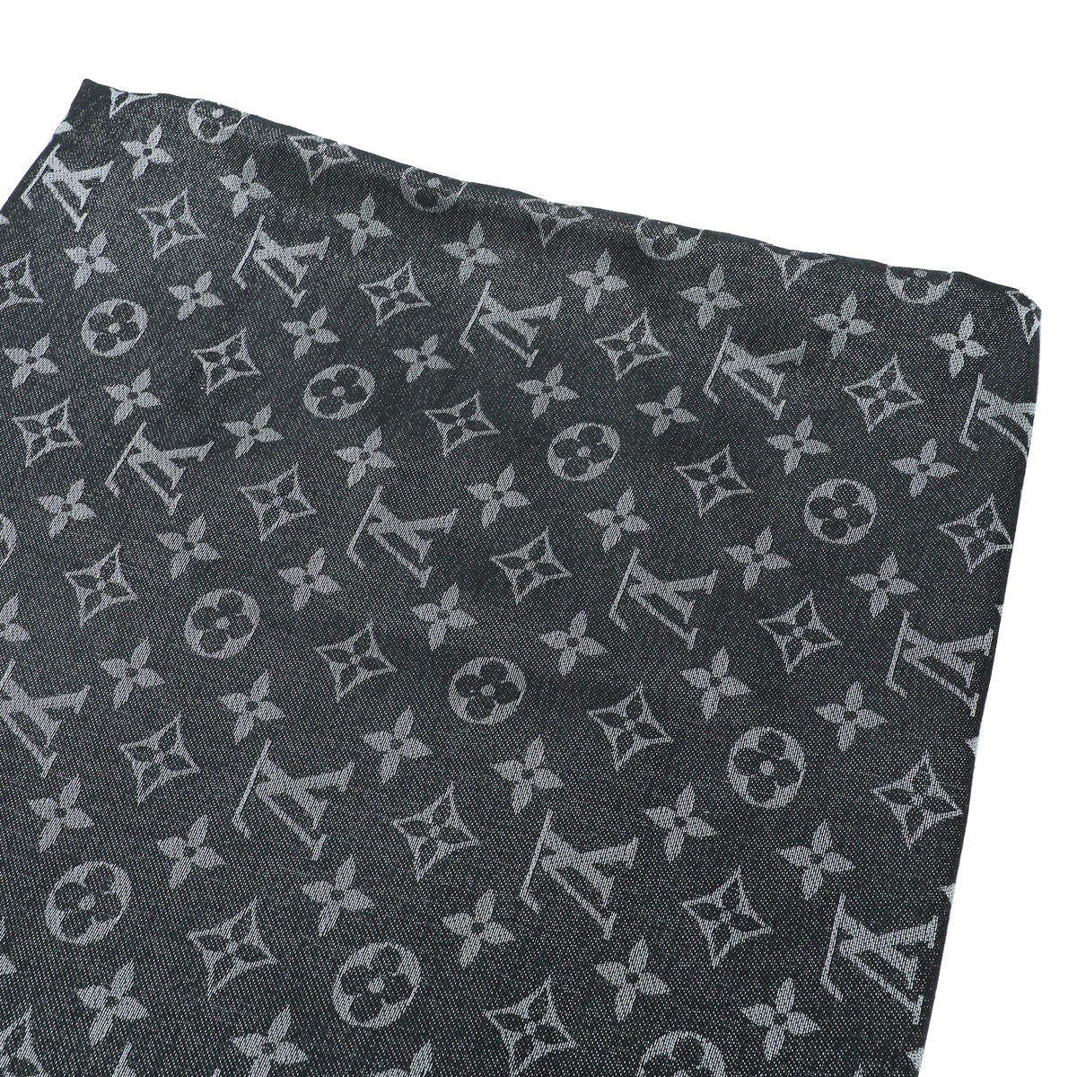 Louis Vuitton Black Monogram Shine Shawl