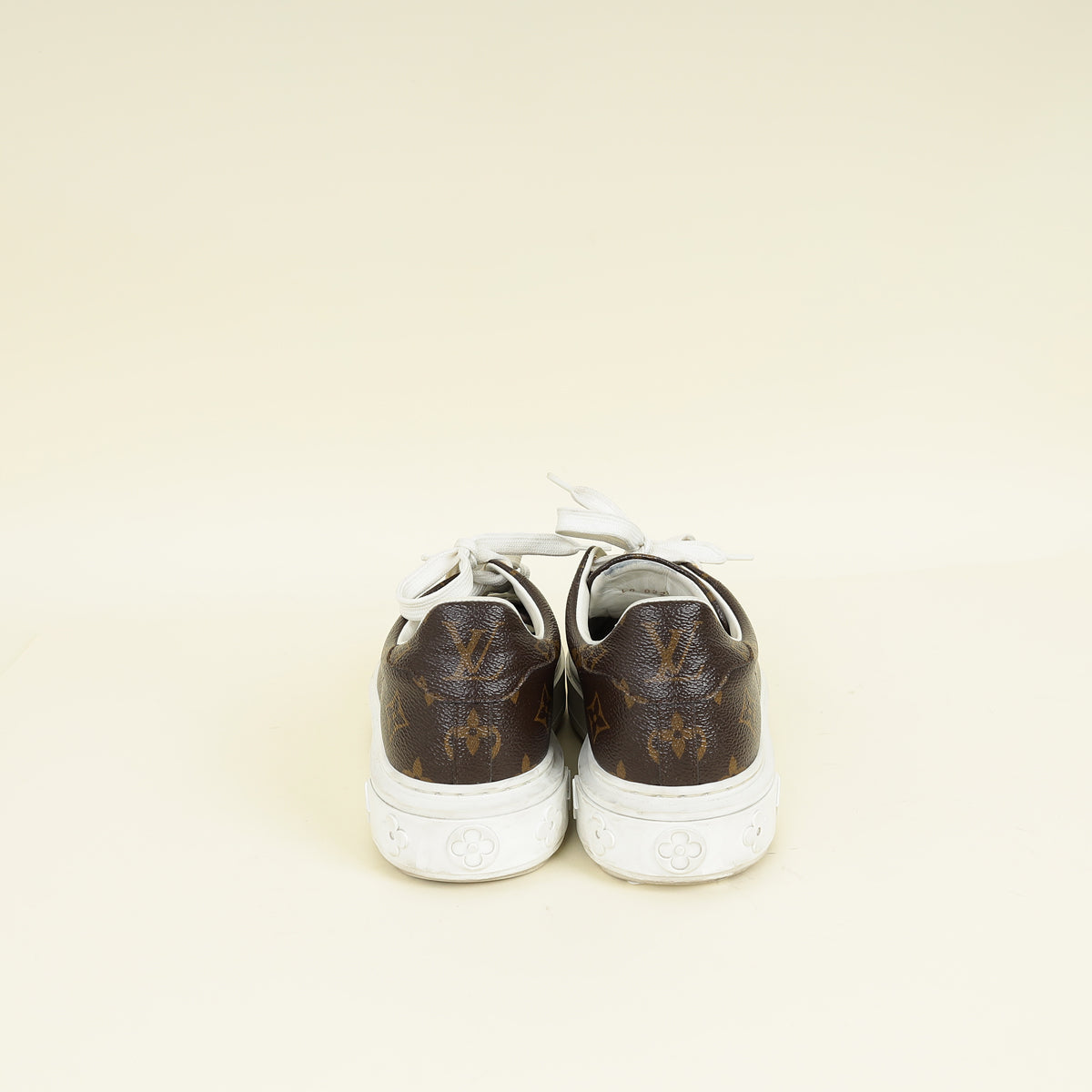 Louis Vuitton Monogram Time Out Sneaker 37.5