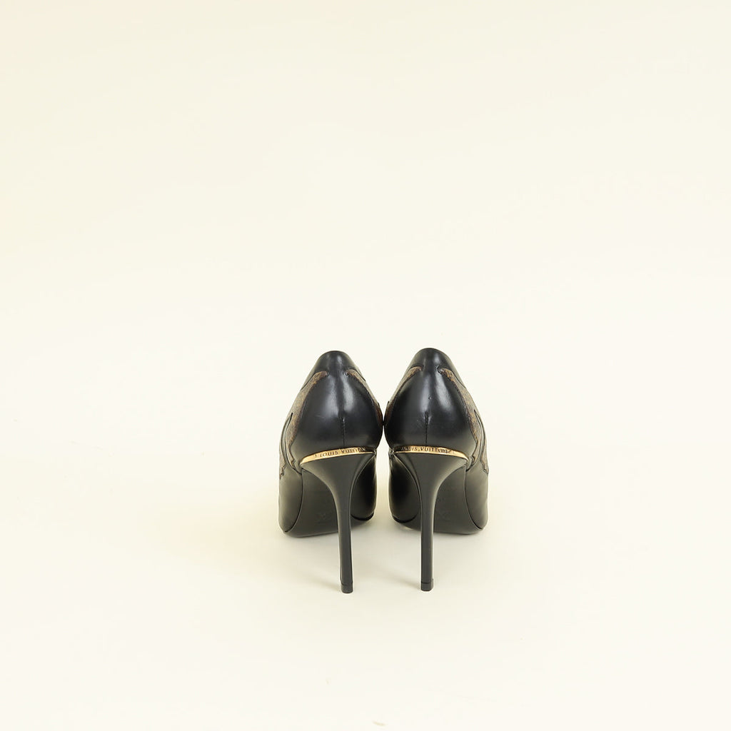 Louis Vuitton Black First Lady Pumps 37