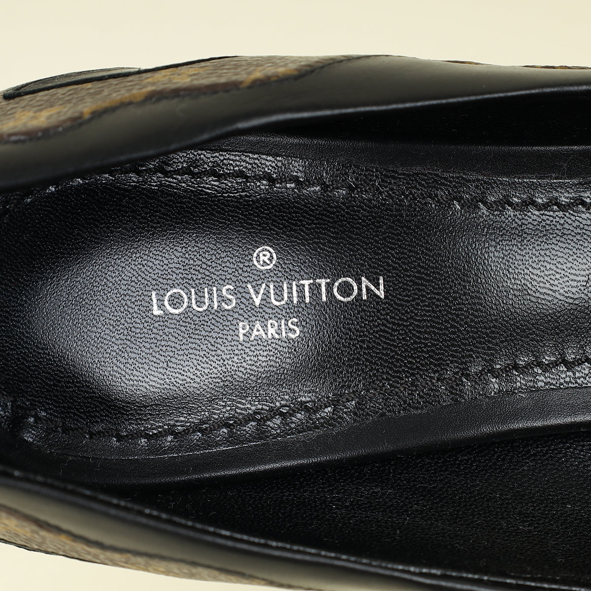 Louis Vuitton Black First Lady Pumps 37